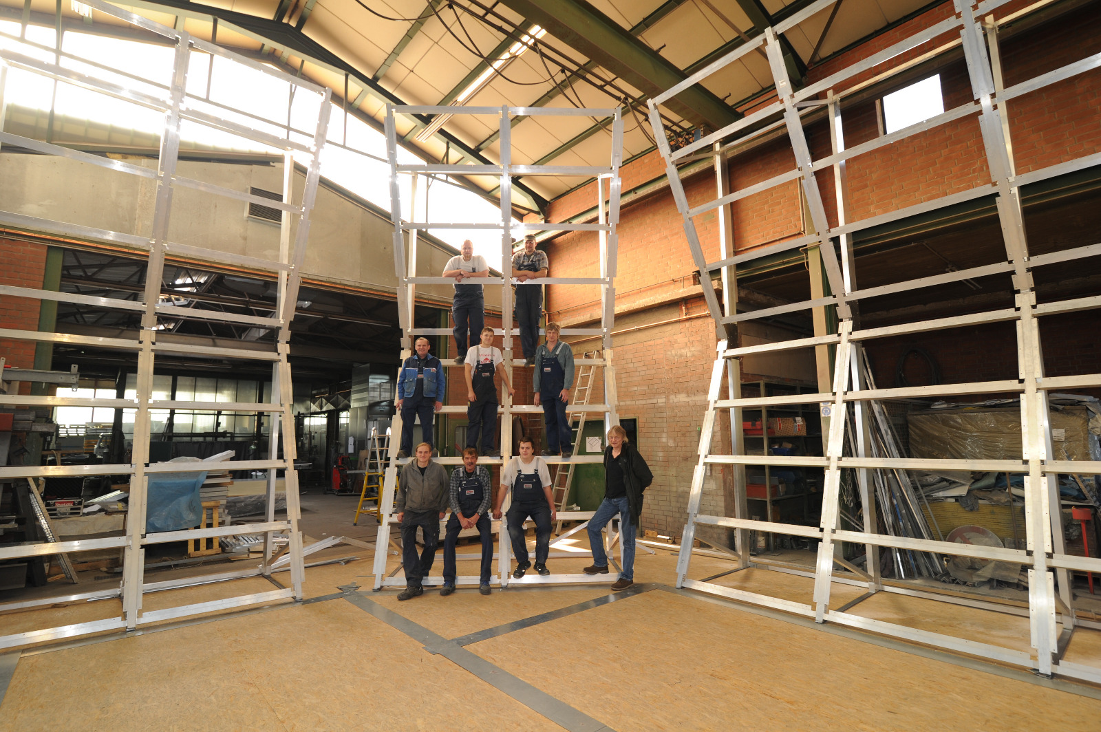 Edelstahl-Treppe mit Glasgeländer