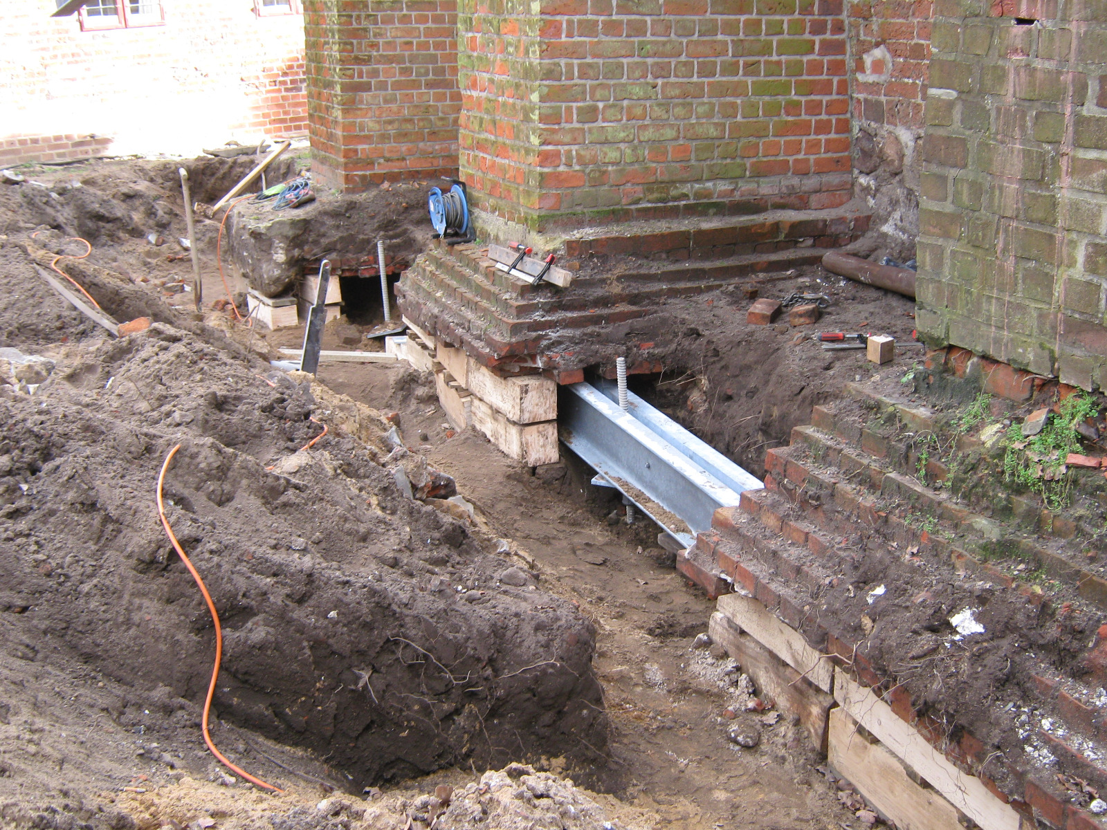 Weinhandlung in Fachwerk, Eingangsportal